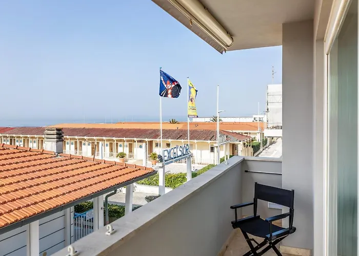 Viareggio Suite - Sea View Apartment